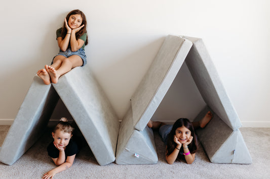 Holiday Gift Guide for Toddlers: Montessori, Play Couches, Wooden Balance Beams & More (Canada 2025 Edition)