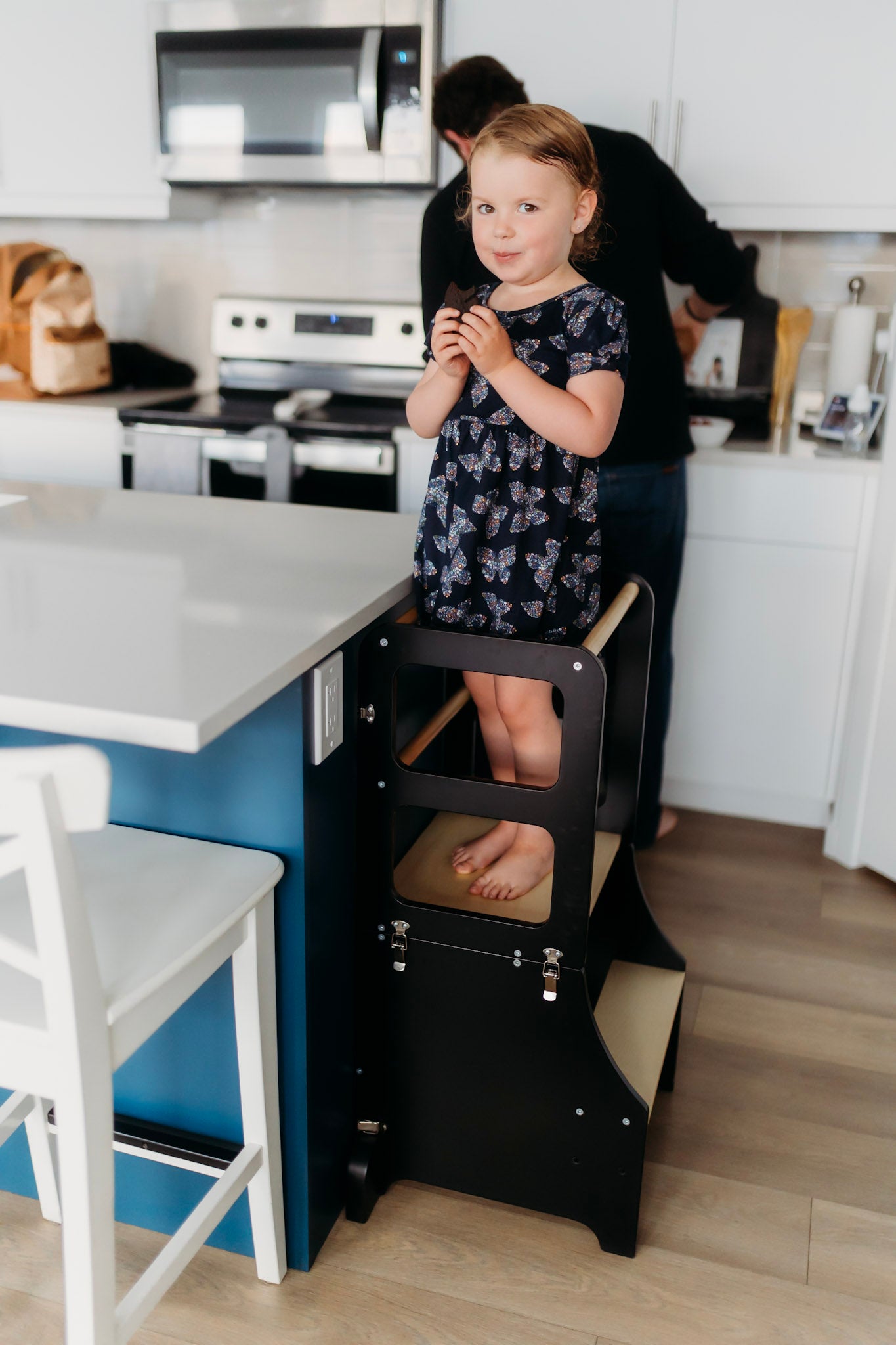 2-in-1 Learning Tower + Toddler Table