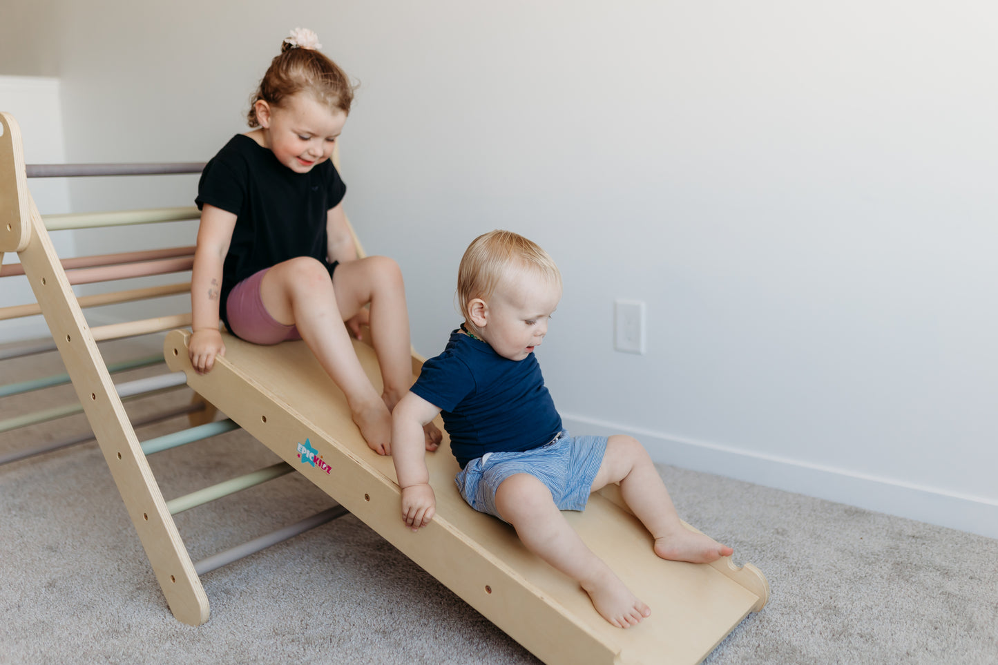 Foldable Montessori Climbing Triangle with Reversible Ramp - Large